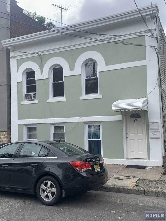 131 Malcolm Avenue - Photo 1