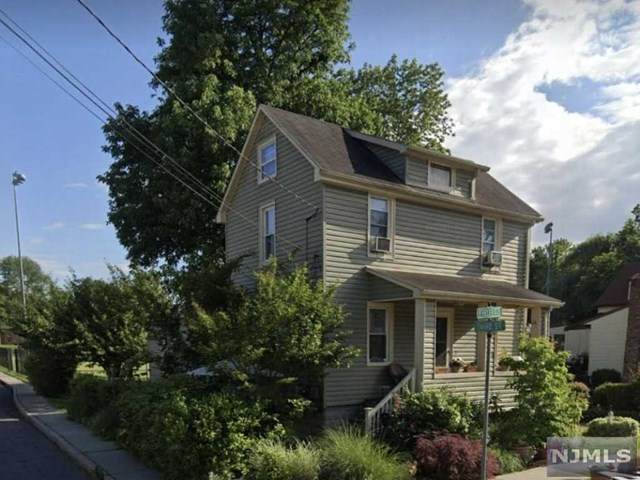 146 Phelps Avenue - Photo 1