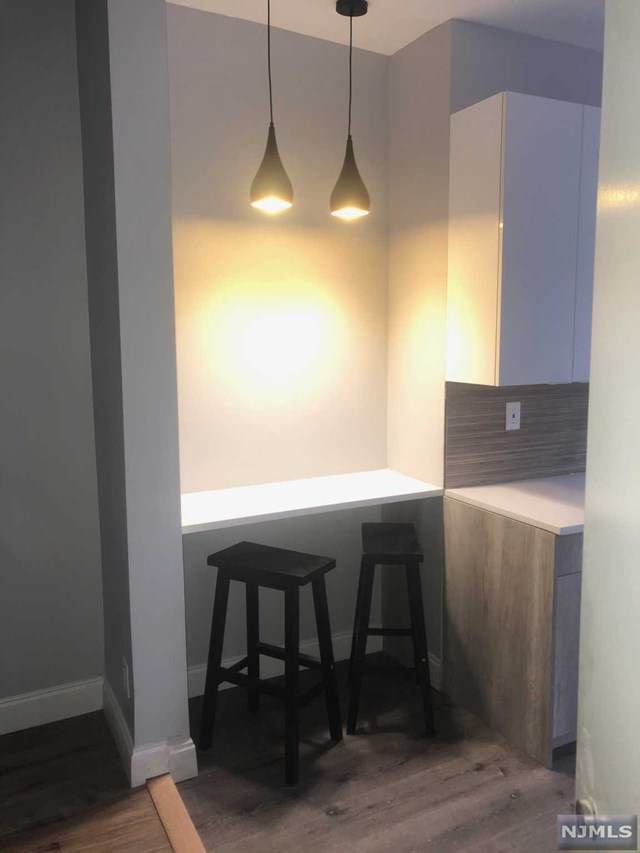 623 Willow Avenue - Photo 1