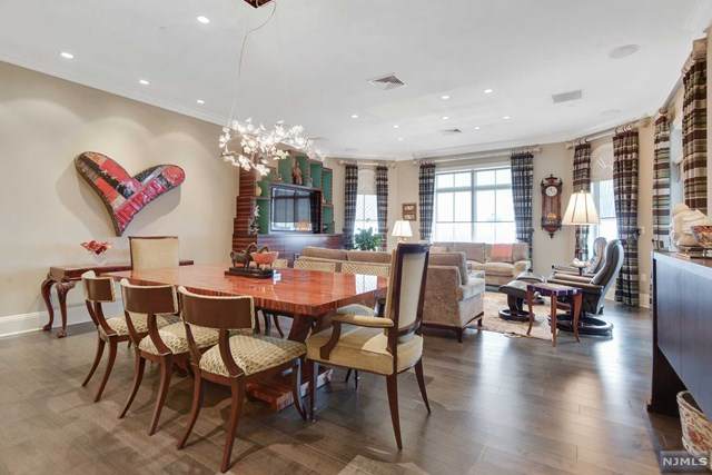 413 Metzger Drive - Photo 1