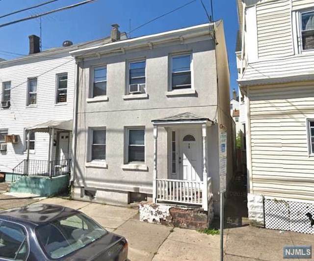 73 Paterson Avenue - Photo 1