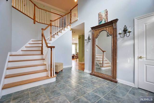 67 Coventry Way - Photo 1