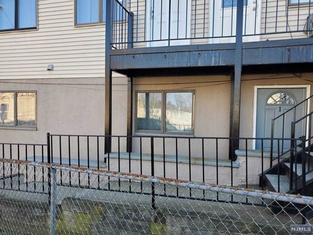 595 Main Street - Photo 1