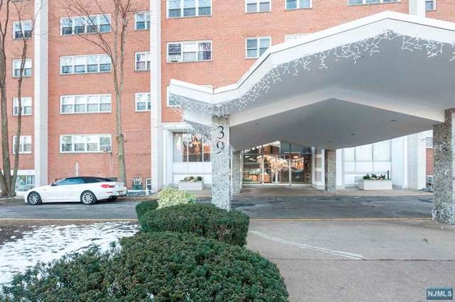 39 39th Street - Photo 1