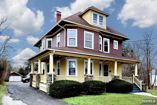 343 Godwin Avenue - Photo 1