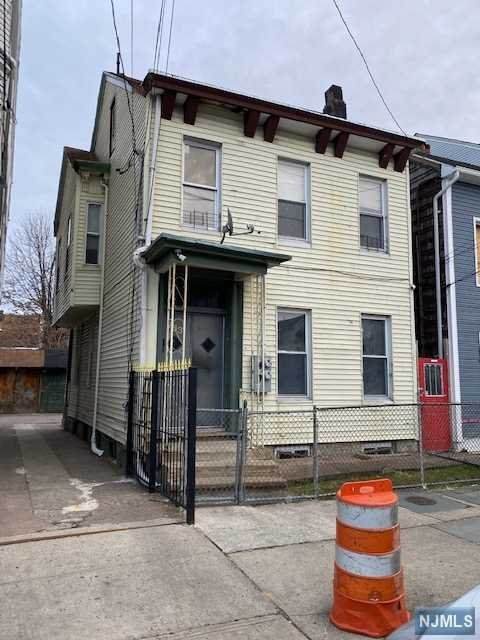 783 19th Street - Photo 1