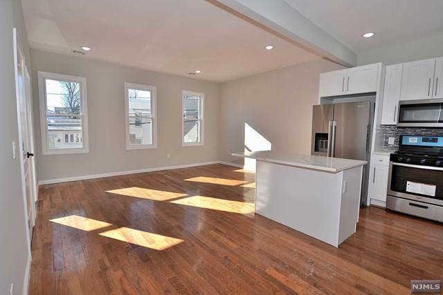 222 69th Street - Photo 1