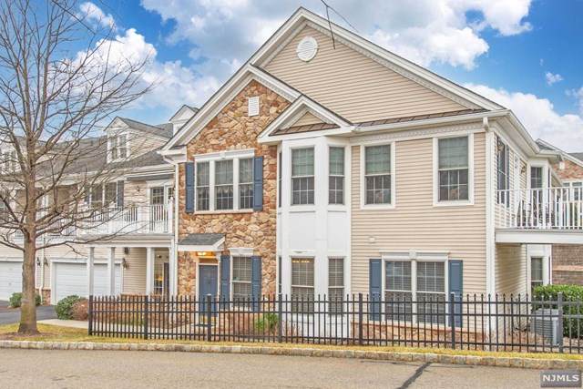 19 Garnet Drive - Photo 1