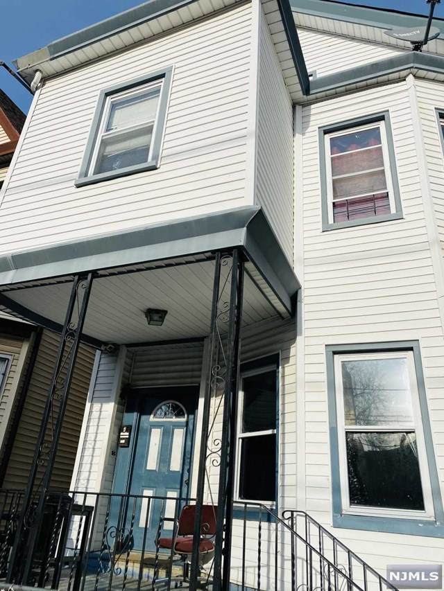 84 Paterson Avenue - Photo 1