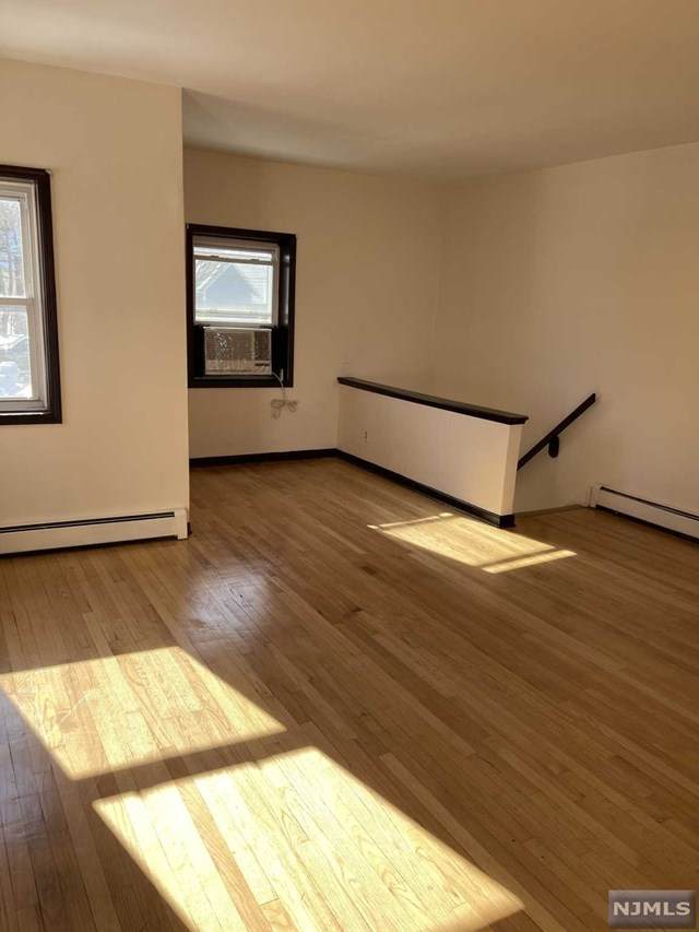 245A Terrace Avenue - Photo 1