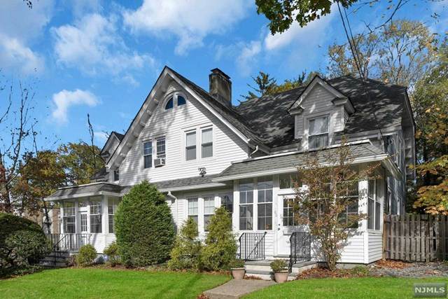 63 Hamilton Avenue - Photo 1