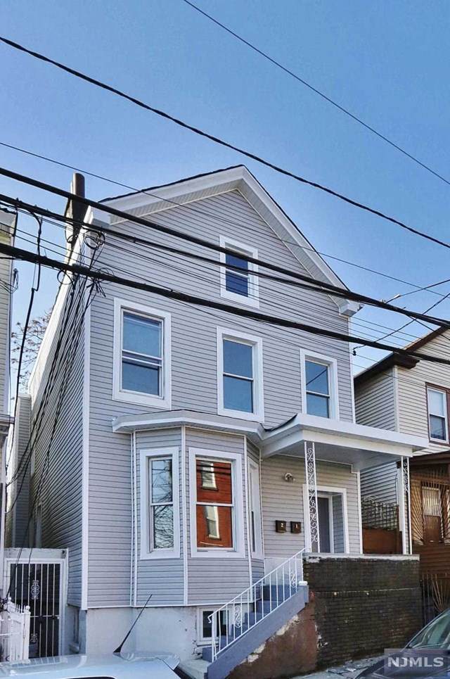 148 4th Avenue - Photo 1
