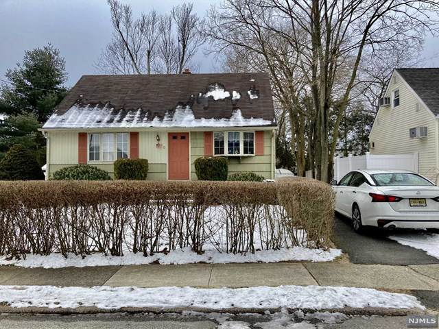 60 Perrin Avenue - Photo 1