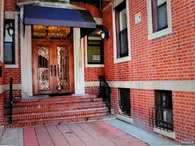 6601 Broadway - Photo 1
