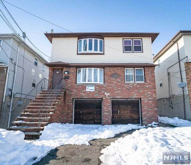 1105 Essex Avenue - Photo 1