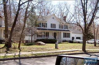6 Lee Court - Photo 1