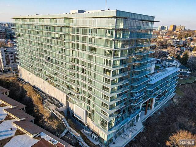 320 Adolphus Avenue - Photo 1