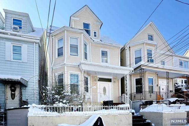 213 50th Street - Photo 1
