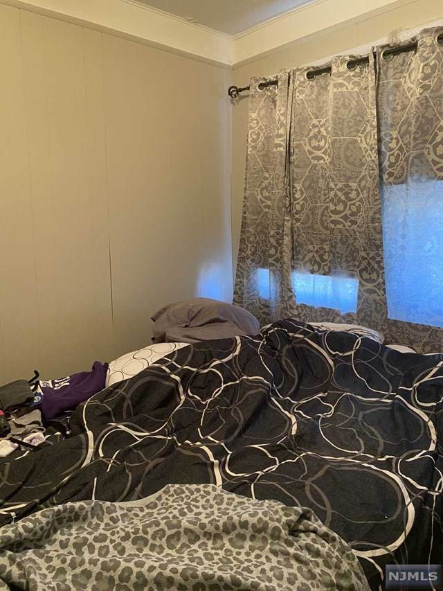 195 Mountainview Boulevard - Photo 1