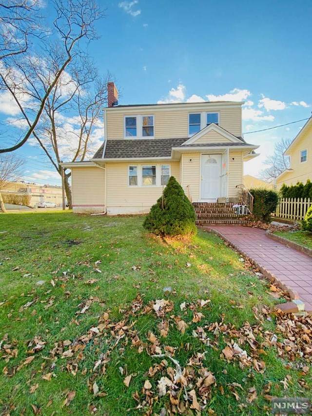 464 Beverly Road - Photo 1