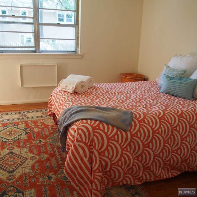 400 Knickerbocker Road - Photo 1