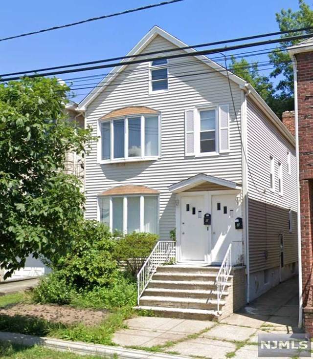 32 Delia Boulevard - Photo 1