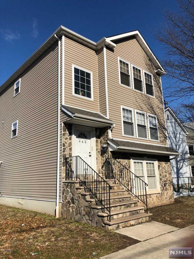 466-468 18th Street - Photo 1