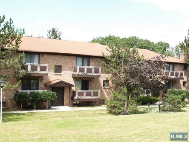 107 Bellgrove Drive - Photo 1