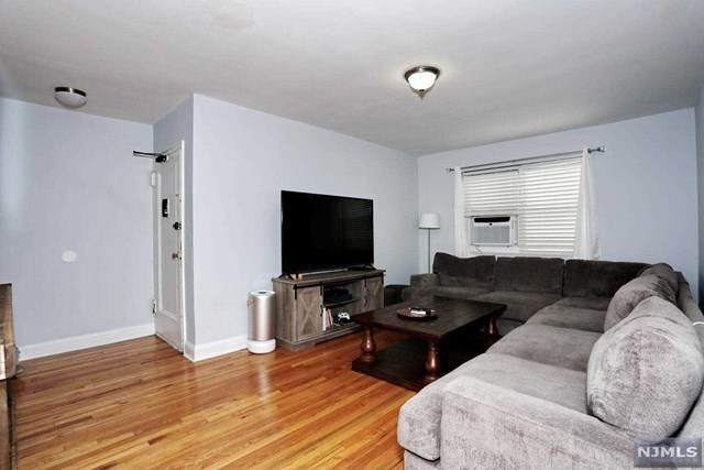 1476 Terrace Circle - Photo 1