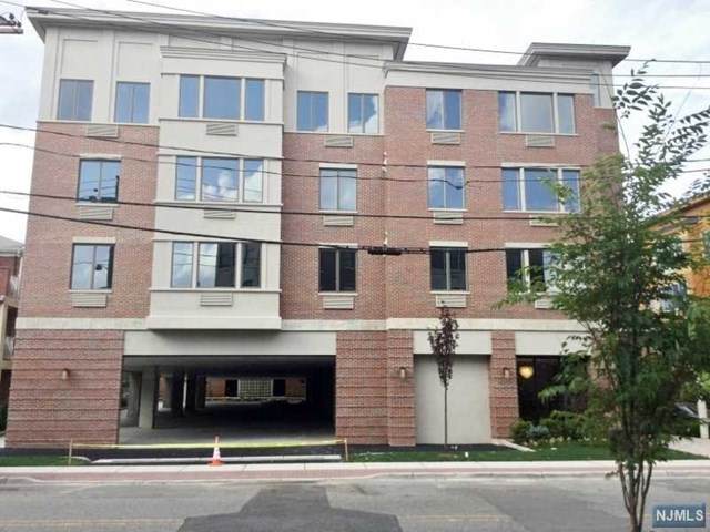 225 Walker Street - Photo 1