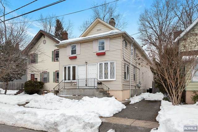 10 Charles Street - Photo 1