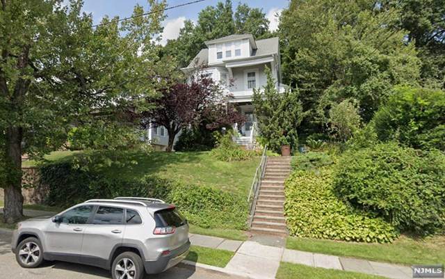 194-196 Van Houten Avenue - Photo 1