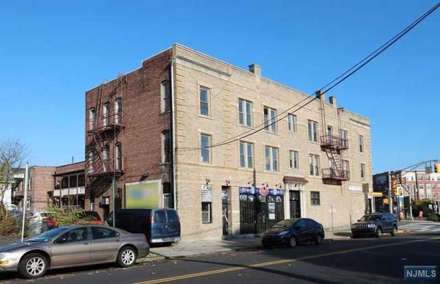 100 Bloomfield Avenue - Photo 1