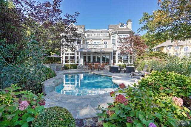 336 Boulevard - Photo 1