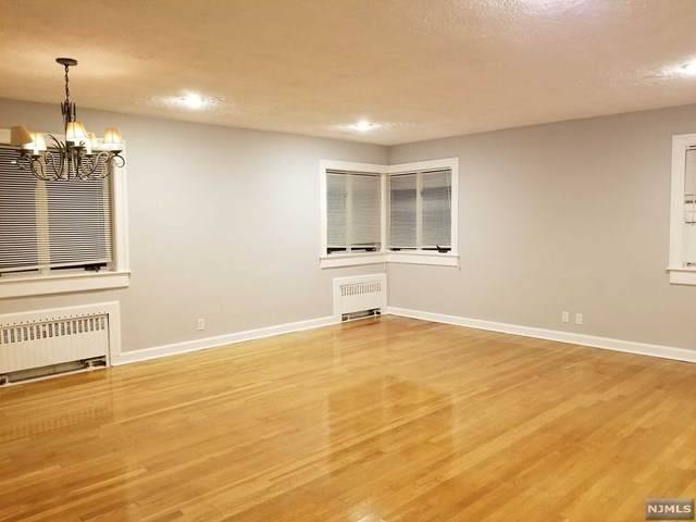530 Broad Avenue - Photo 1