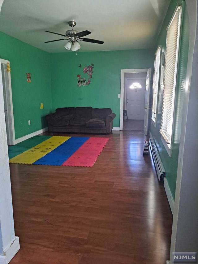 184 Preakness Avenue - Photo 1