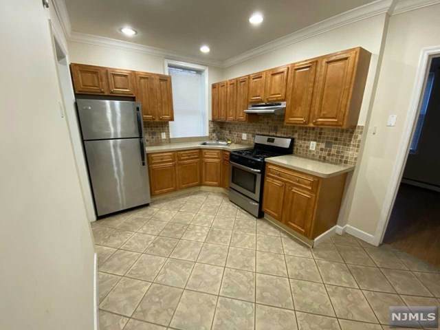 95 Jefferson Street - Photo 1