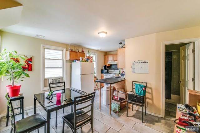 32 Hillman Street - Photo 1