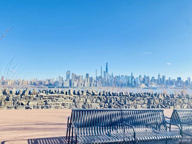 6600 Boulevard East - Photo 1