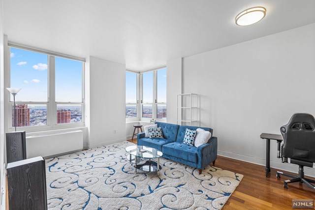88 Morgan Street - Photo 1
