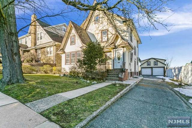 139 Division Avenue - Photo 1