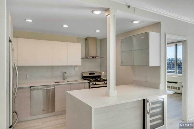 308 Hudson Park - Photo 1