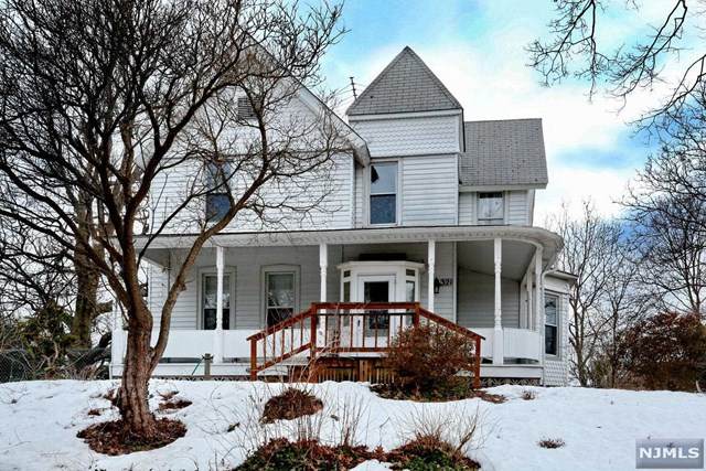 321 Washington Avenue - Photo 1