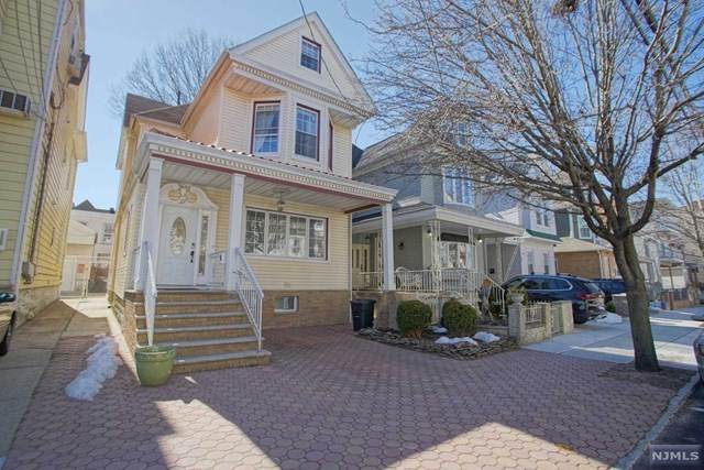27 47th Street - Photo 1