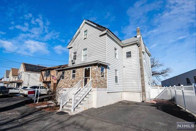 28 Treptow Street - Photo 1
