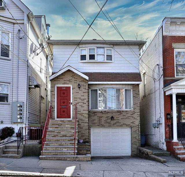 710 5th Street - Photo 1