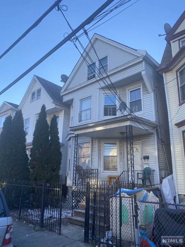 92 Peabody Place - Photo 1