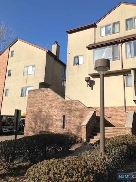 1347 15th Street - Photo 1