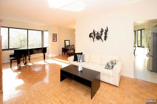 316 Prospect Avenue - Photo 1