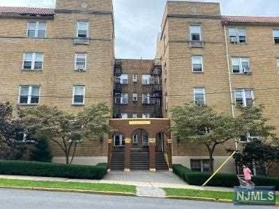 222 Christie Street - Photo 1